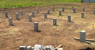 Фундамент на забивных жб сваях под ключ в Кизилюрте - фундамент из забивных железобетонных свай цена от 3222 руб/м2